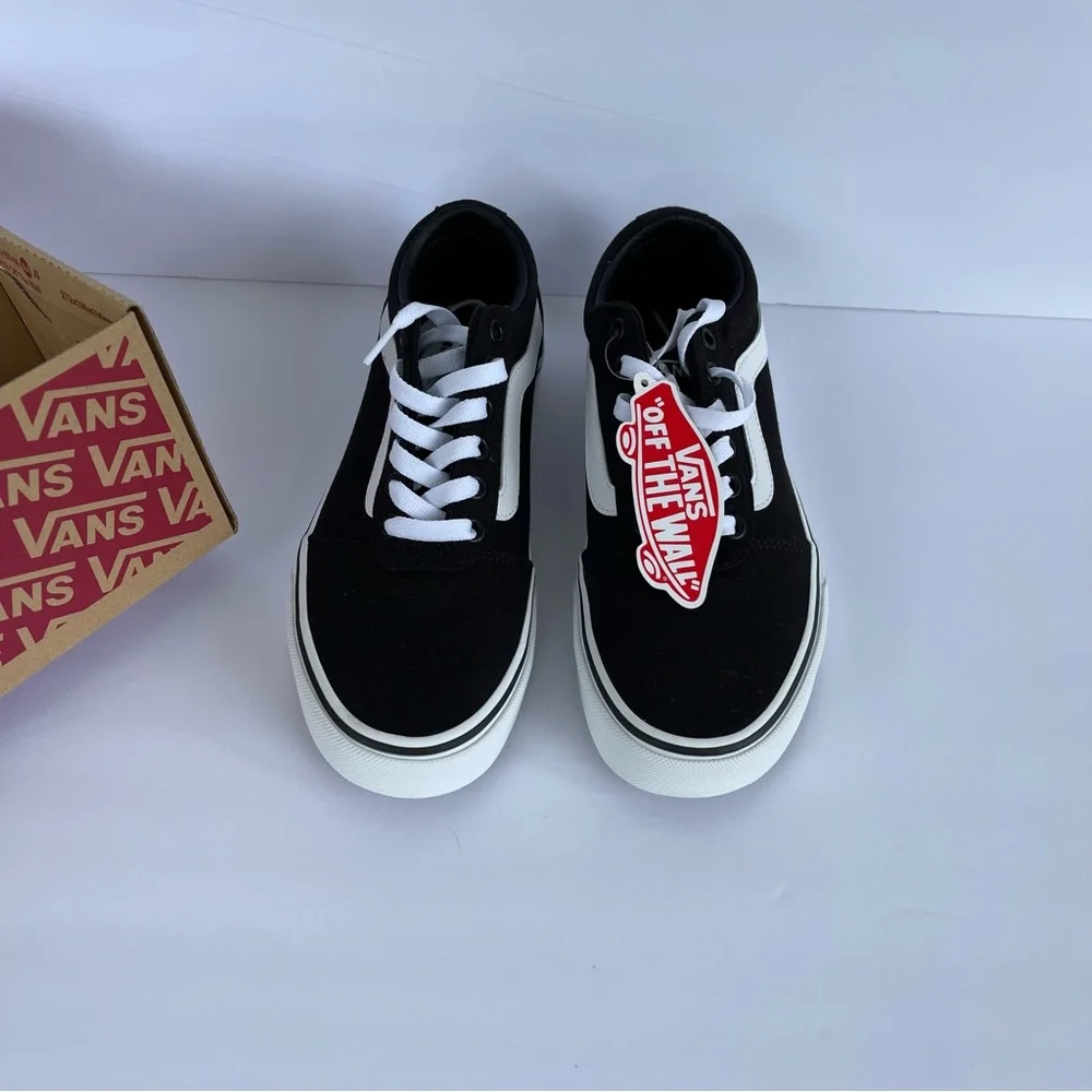 NWT Vans Ward Women’s Black White Sneakers Size 6.5 - Picture 6 of 9
